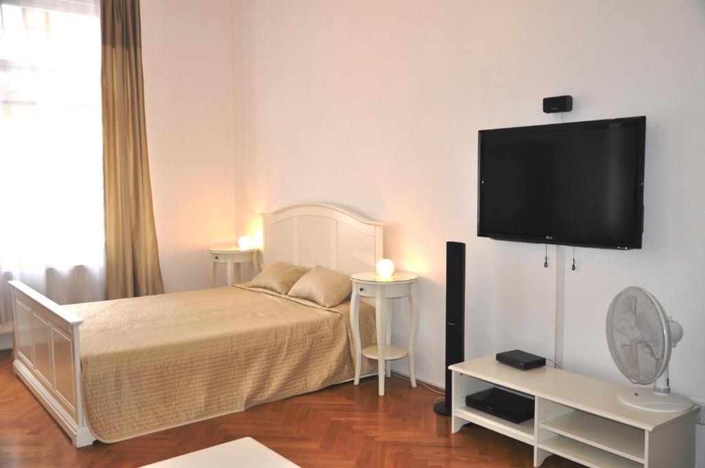 Charles Bridge Premium Residence Prague Room photo