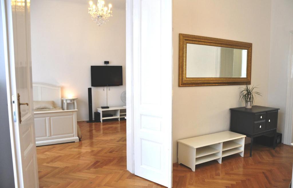 Charles Bridge Premium Residence Prague Room photo